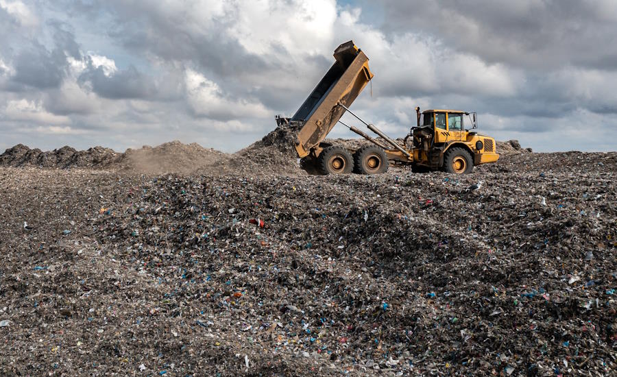 de flesta schaktmassor såsom jord sand lera grus och sten behöver inte gå till deponi utan kan och bör återanvändas eller återvinnas